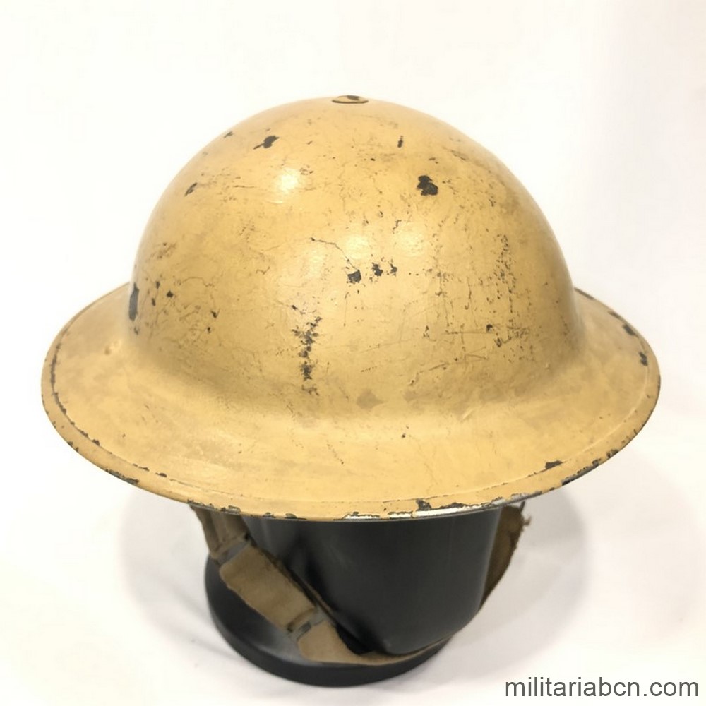 Reino Unido. Casco británico Mk II,  color arena. Campaña del Norte de África