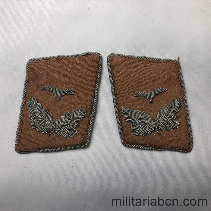 Alemania III Reich. Insignias de cuello de Alférez del Cuerpo de Señales de la Luftwaffe.