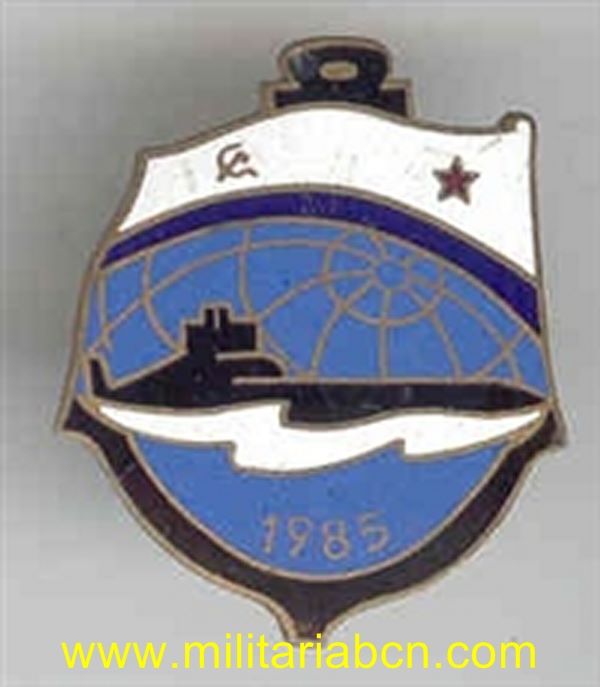 Insignia esmaltada.