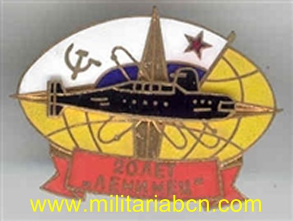 URSS. Unión Soviética. Insignia esmaltada. Submarinos 2