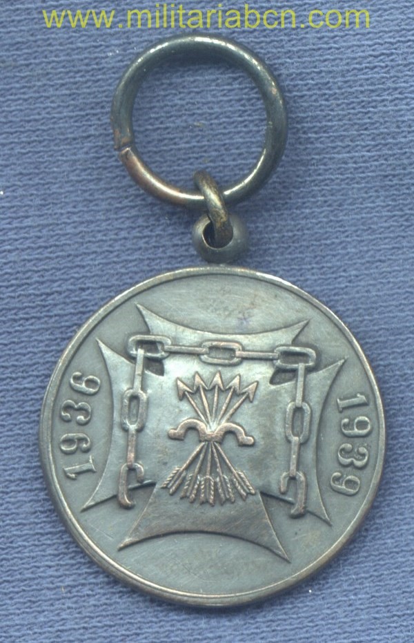 España. Medalla de Calella a sus excautivos en la Guerra Civil