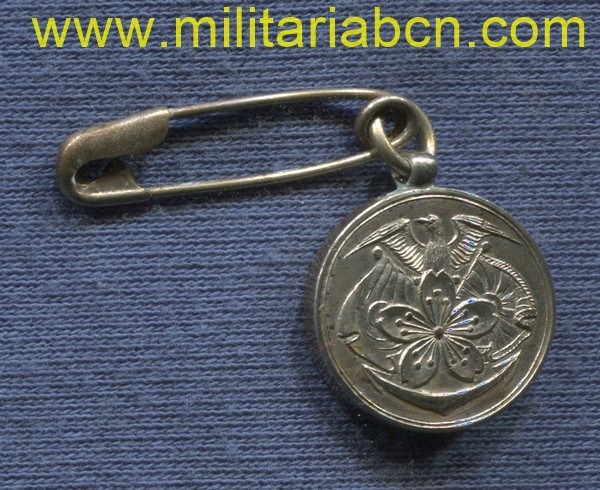 Japón. Insignia Patriótica de la Asociación de Colaboración con la Marina 2ª Guerra Mundial. 19 mm