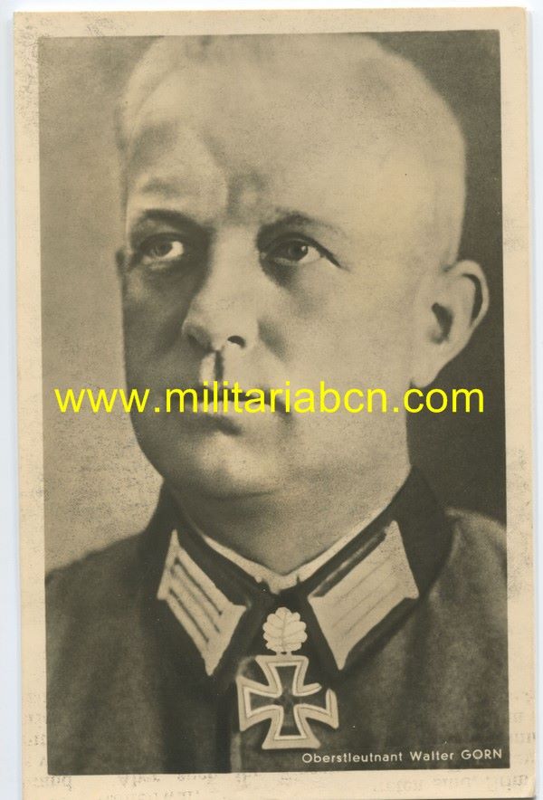 Fotografía Postal del Oberstleutnant Walter Gorn. Condecorado con la Cruz de Caballero con Hojas de Roble. Photo Hoffmann. Sin circular. Original de la 2ª Guerra Mundial.