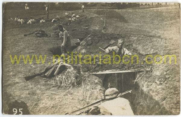 Alemania. Postal con escenas de la guerra. 1ª Guerra Mundial. M2