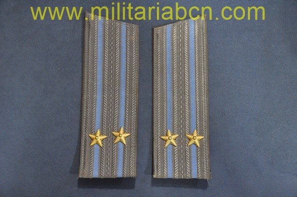 URSS. Unión Soviética. Hombreras de Teniente Coronel de Paracaidista y Aviación. Para abrigo de uniforme de parada.