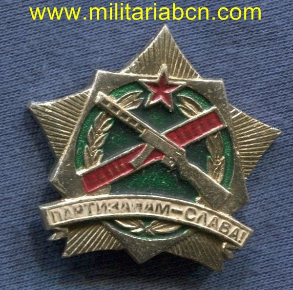 URSS Unión Soviética. Insignia Conmemorativa del Ejército.  Aluminio. M6