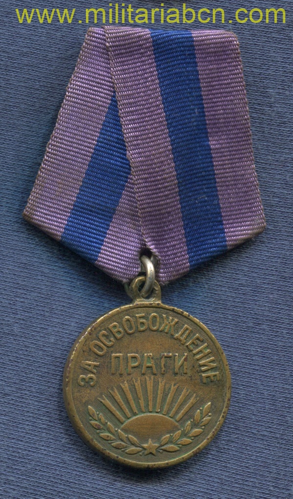 URSS Medalla por la Liberación de Praga. Variante 2. 2ª Guerra Mundial.