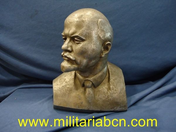 URSS. Unión Soviética. Busto de Lenin. Metal. 24 cm de alto.