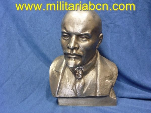 Busto de Lenin en metal.  185 mm de alto.