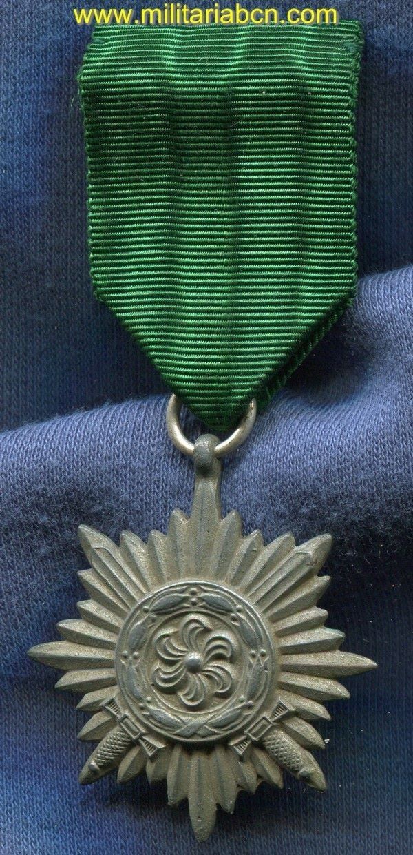 Alemania III Reich. Placa de 2ª Clase al Valor para los Combatientes del Este