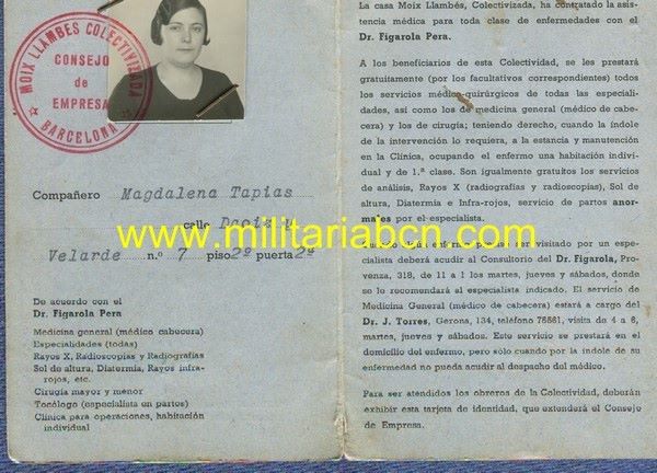 Carnet de trabajador de la empresa Colectivizada Moix Llambés de Barcelona. Guerra Civil. Con fotografía.