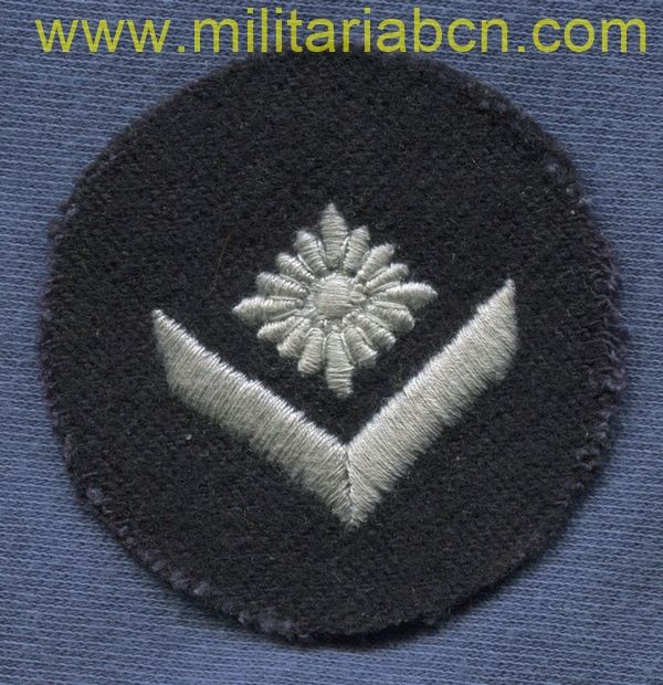 Insignia de Graduación de las Hitlerjugend y Deutsches Jungvolk.    Unidades de Marina.  Modelo 1938.    Marine-HJ Oberkameradschaftsführer, y DJ-Oberjungenschaftsführer.