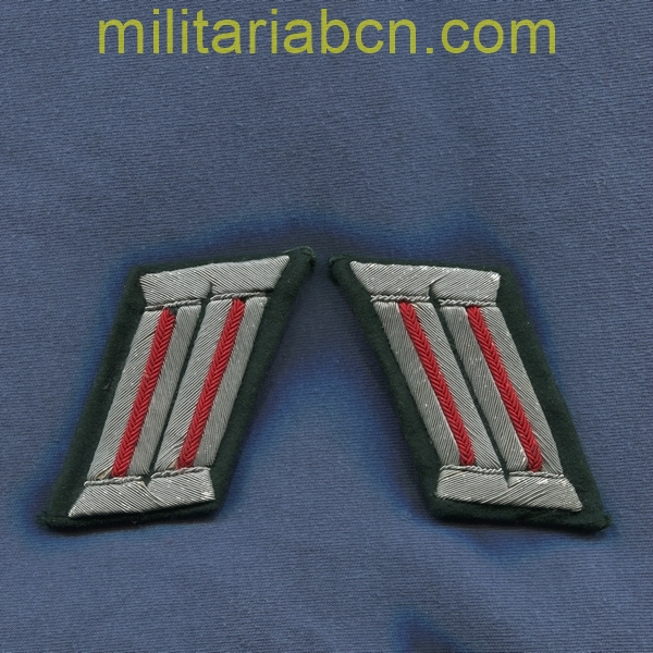 Alemania III Reich. Wehrmacht. Insignias de Cuello Oficial Artillería