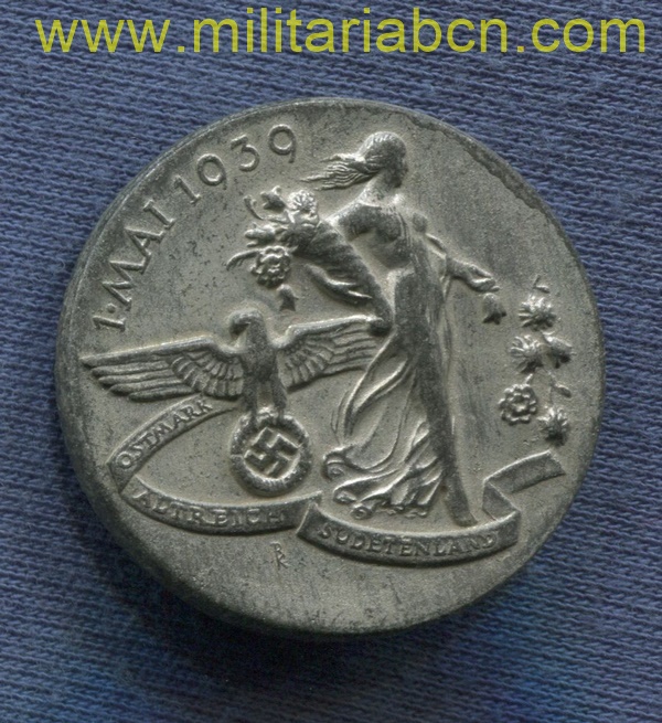 Alemania III Reich. Insignia Primero de Mayo de 1939