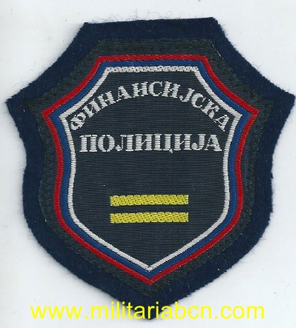 Guerra de los Balcanes.   Insignia de tela del Ejército Serbio en Kosovo. Bordada.M1