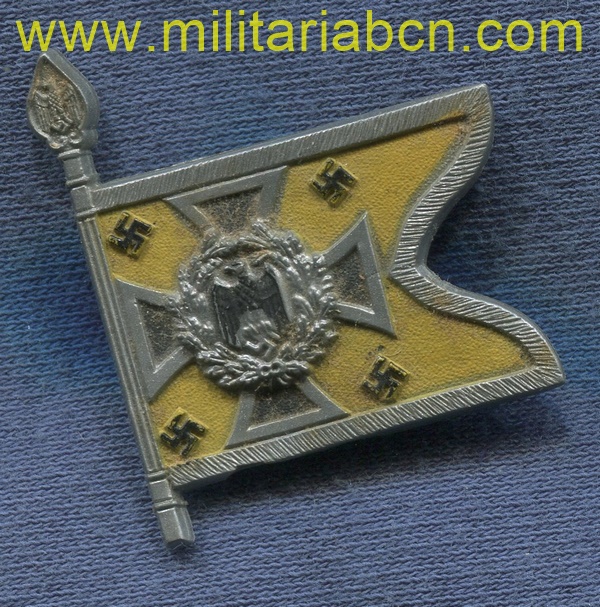 Alemania III Reich. Insignia Winterhilfewerk Bandera