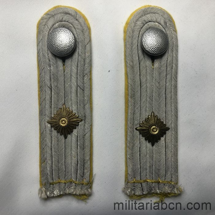Alemania III Reich. Hombreras de Teniente de Cuerpo de Señales del Heer